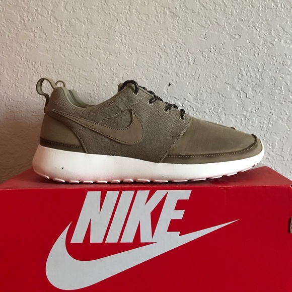 Nike Rosherun - Picture 2 of 3